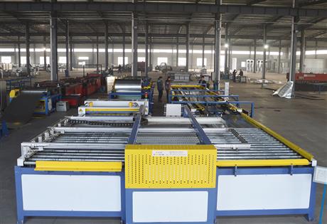 直線型風(fēng)管生產(chǎn)線